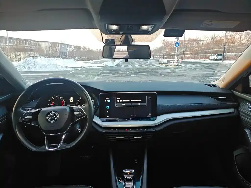 Skoda Octavia 2023 из CN, фото 8