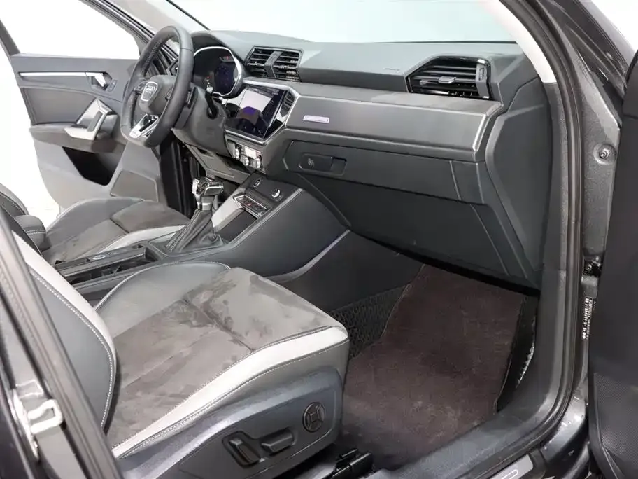 Audi Q3 2022 из CN, фото 9
