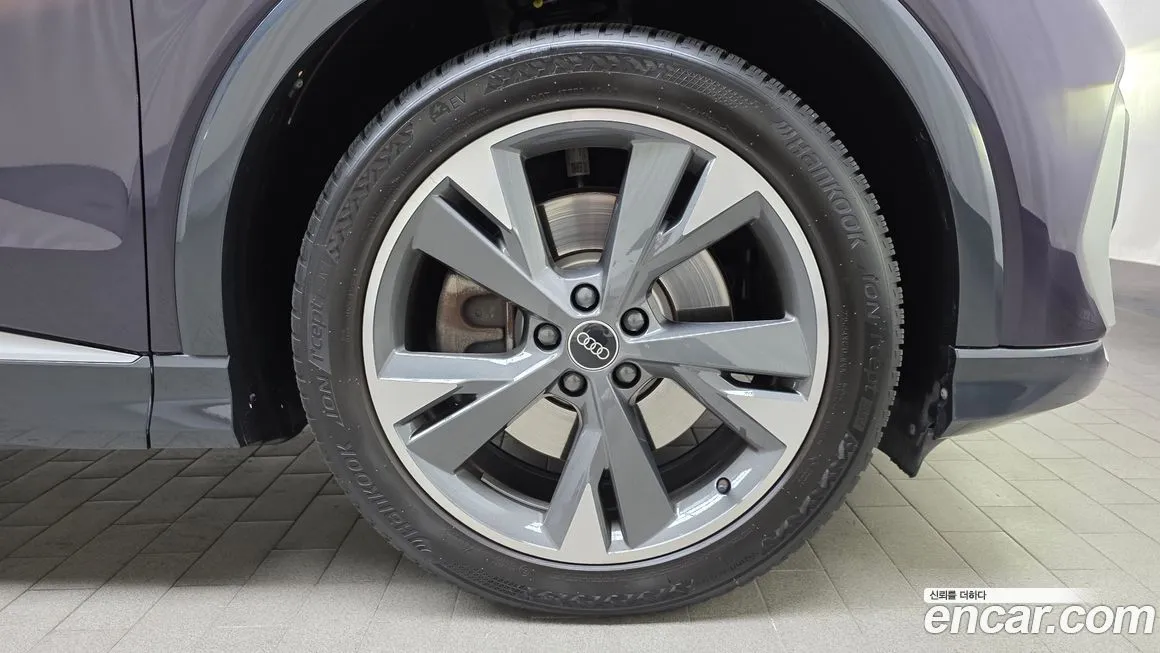 Audi Q4 e-tron 2022 из KR, фото 5