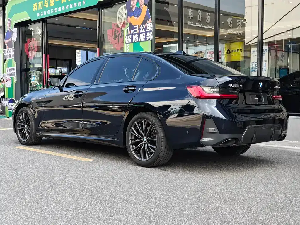 BMW 3 Series 2023 из CN, фото 7