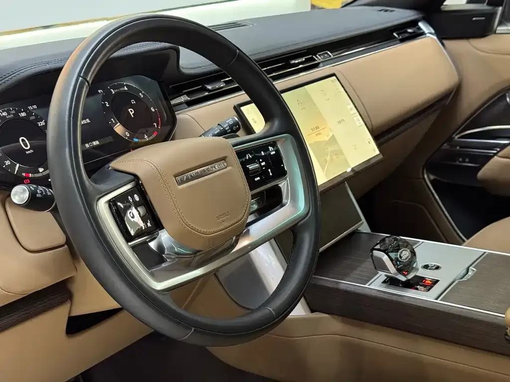 Land Rover Range Rover 2025 из CN, фото 4