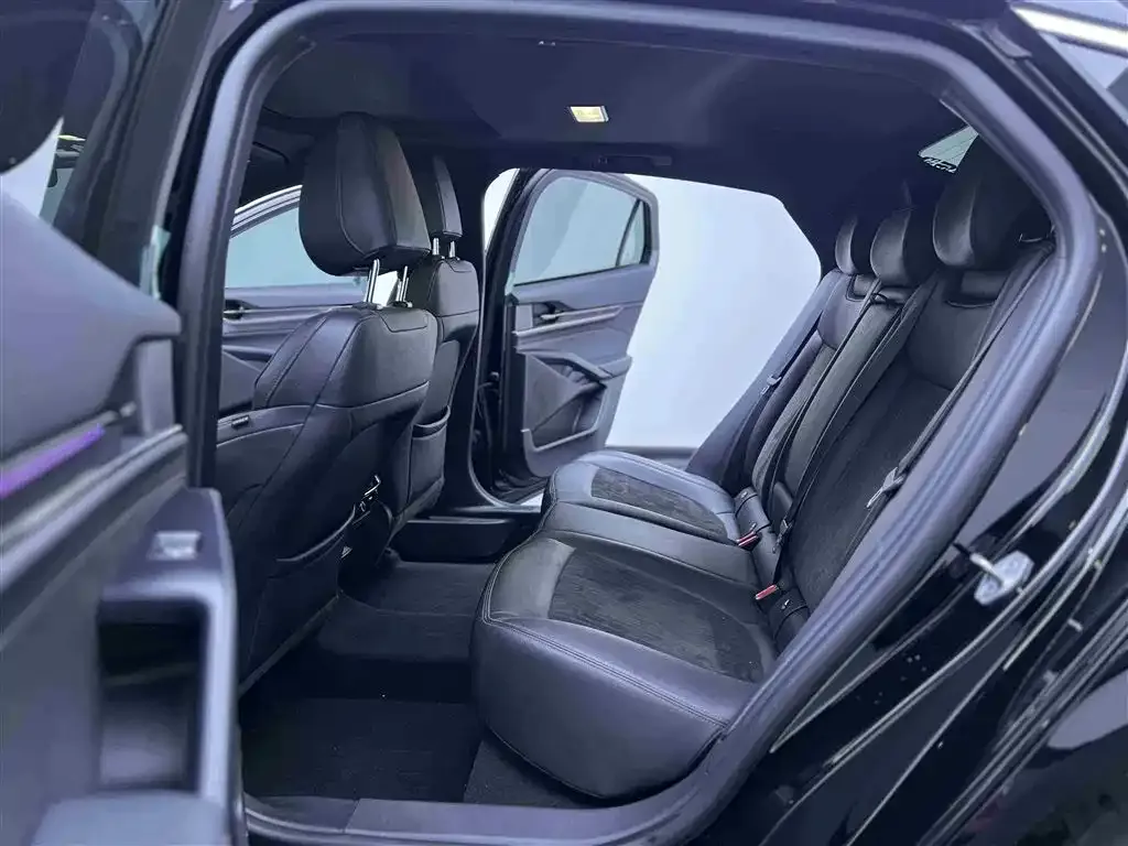 Ford Mondeo 2023 из CN, фото 10