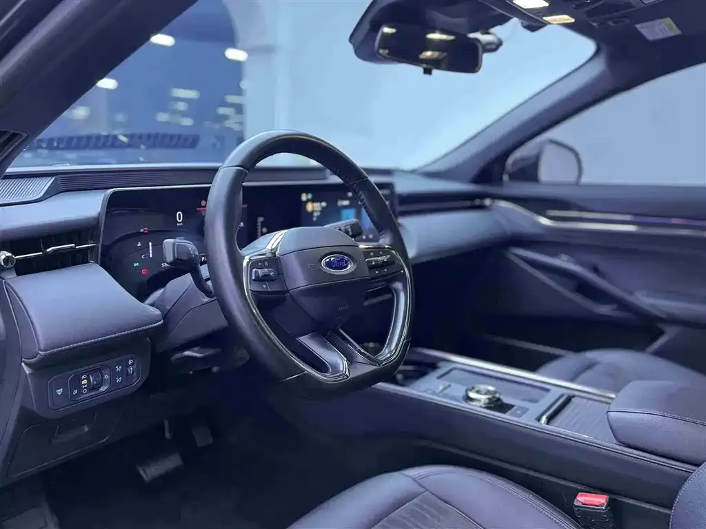 Ford Mondeo 2023 из CN, фото 4
