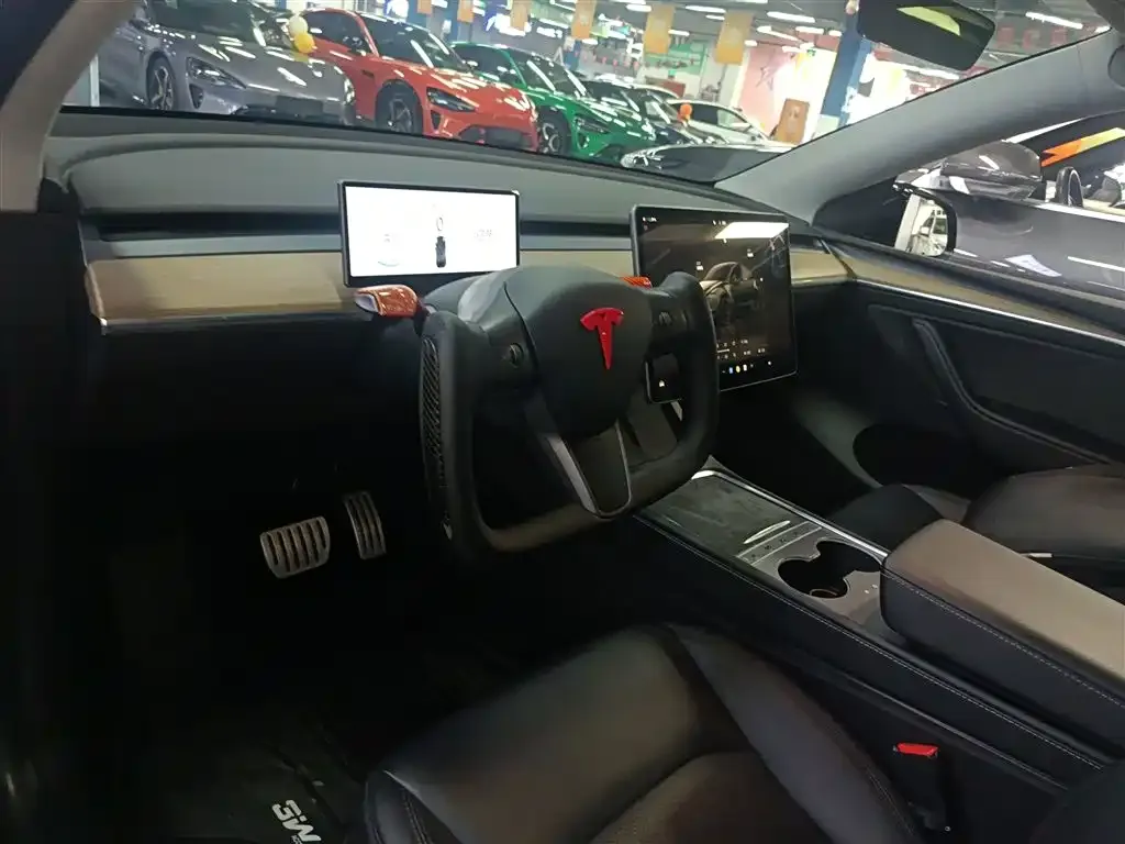 Tesla Model Y 2022 из CN, фото 10