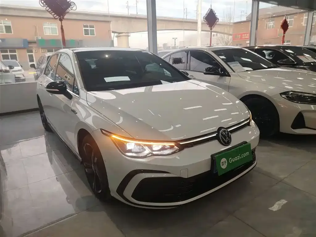 Volkswagen Golf 2023 из CN, фото 8