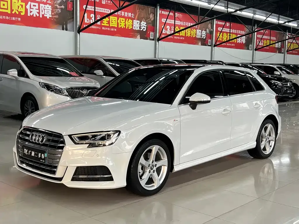 Audi A3 2021 из CN, фото 1