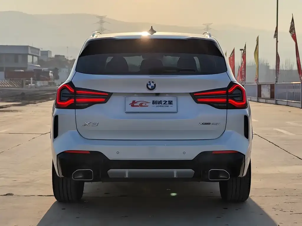 BMW X3 2023 из CN, фото 2