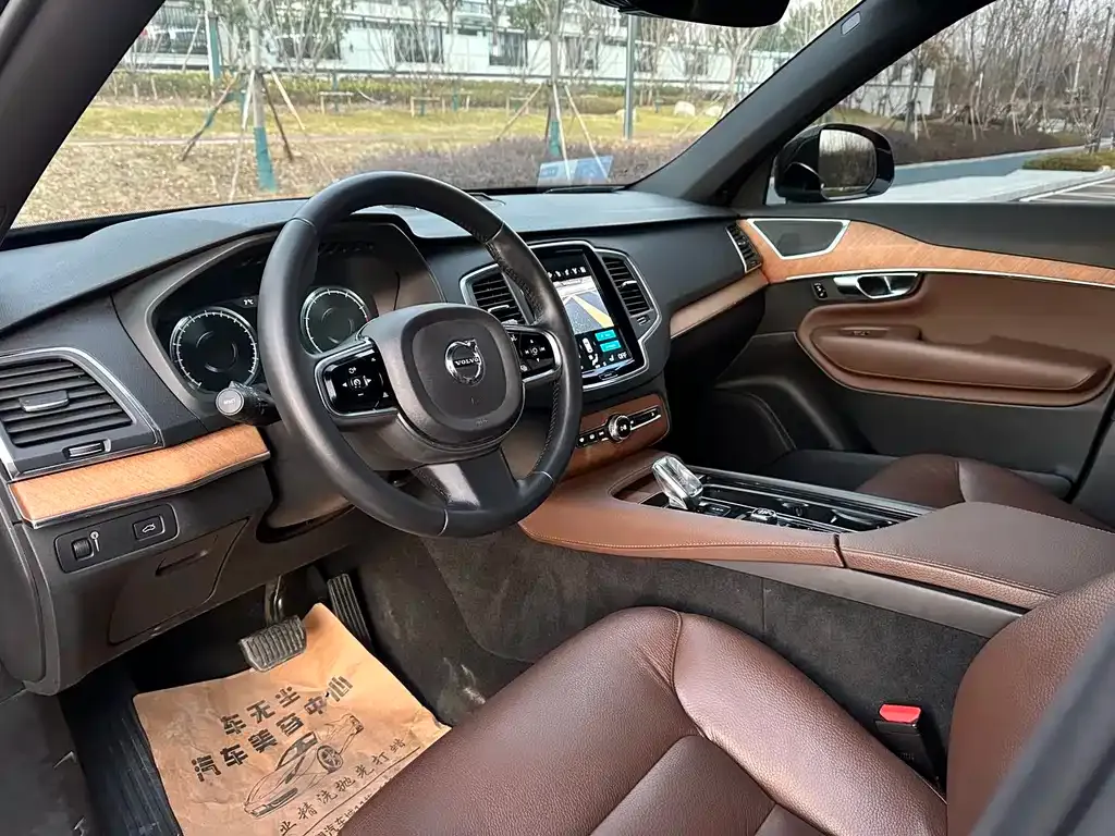 Volvo XC90 2021 из CN, фото 7