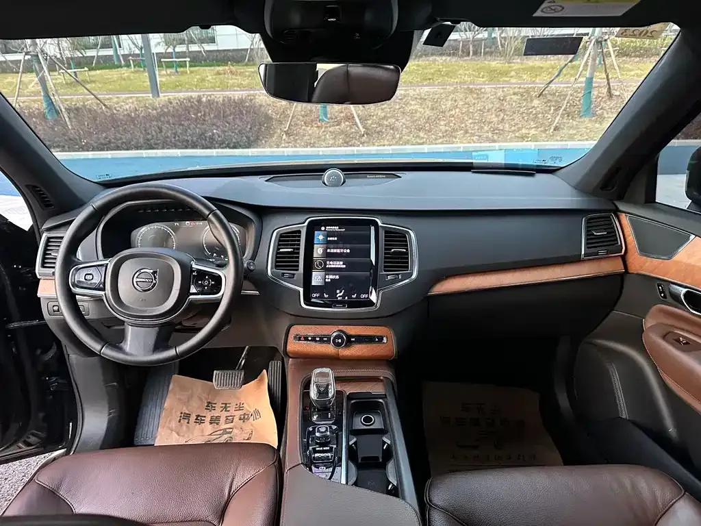 Volvo XC90 2021 из CN, фото 3