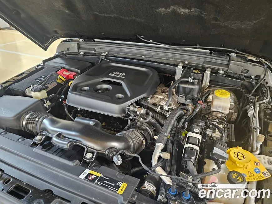 Jeep Wrangler 2022 из KR, фото 6