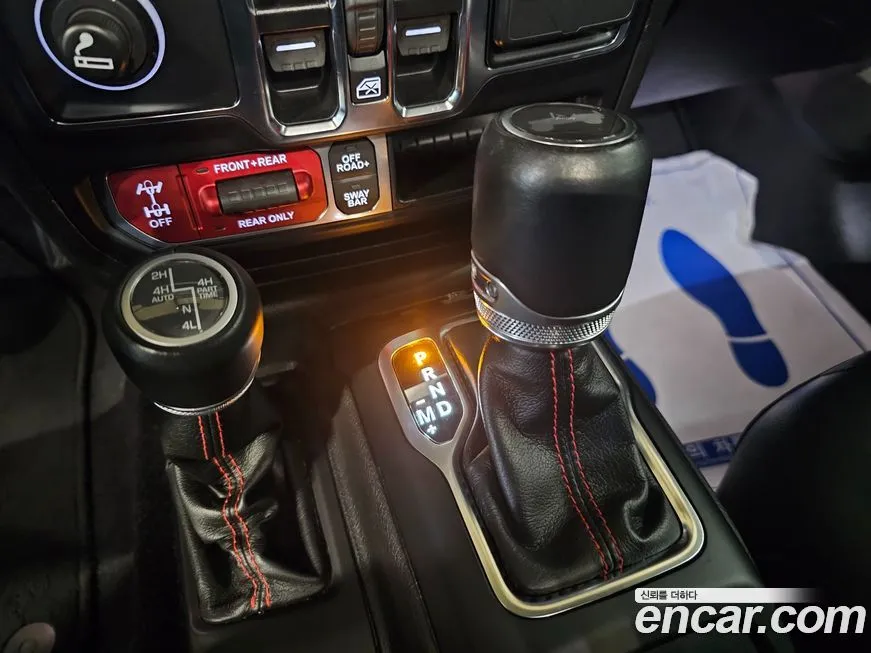 Jeep Wrangler 2022 из KR, фото 2