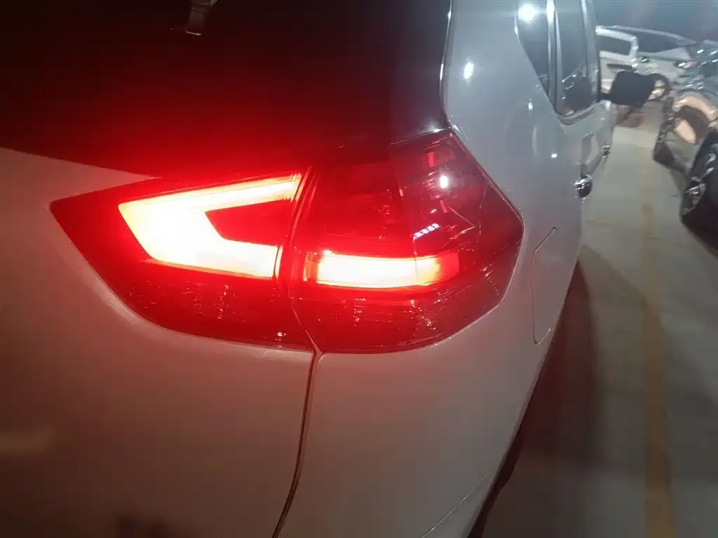 Nissan X-Trail 2021 из CN, фото 10