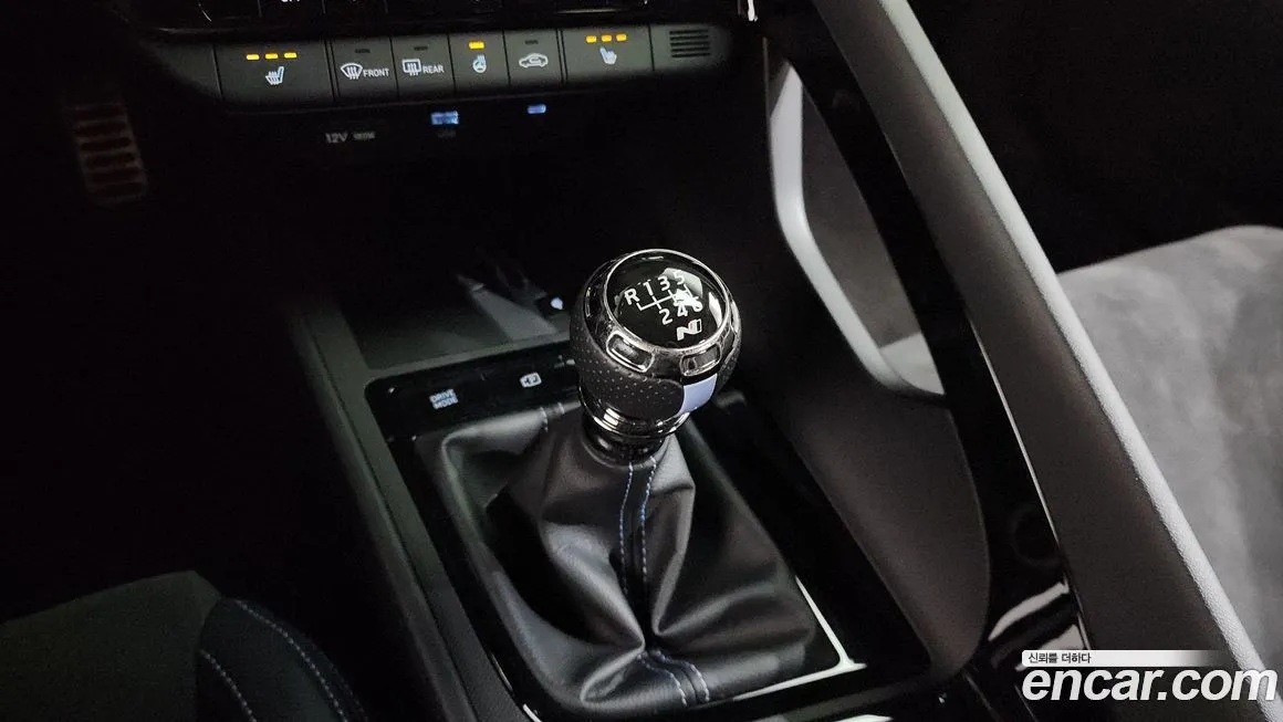 Hyundai AVANTE — фото 9