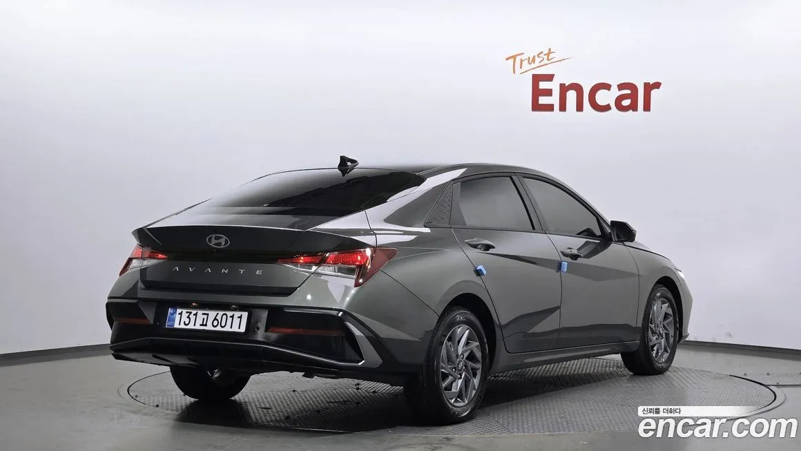 Hyundai AVANTE — фото 2