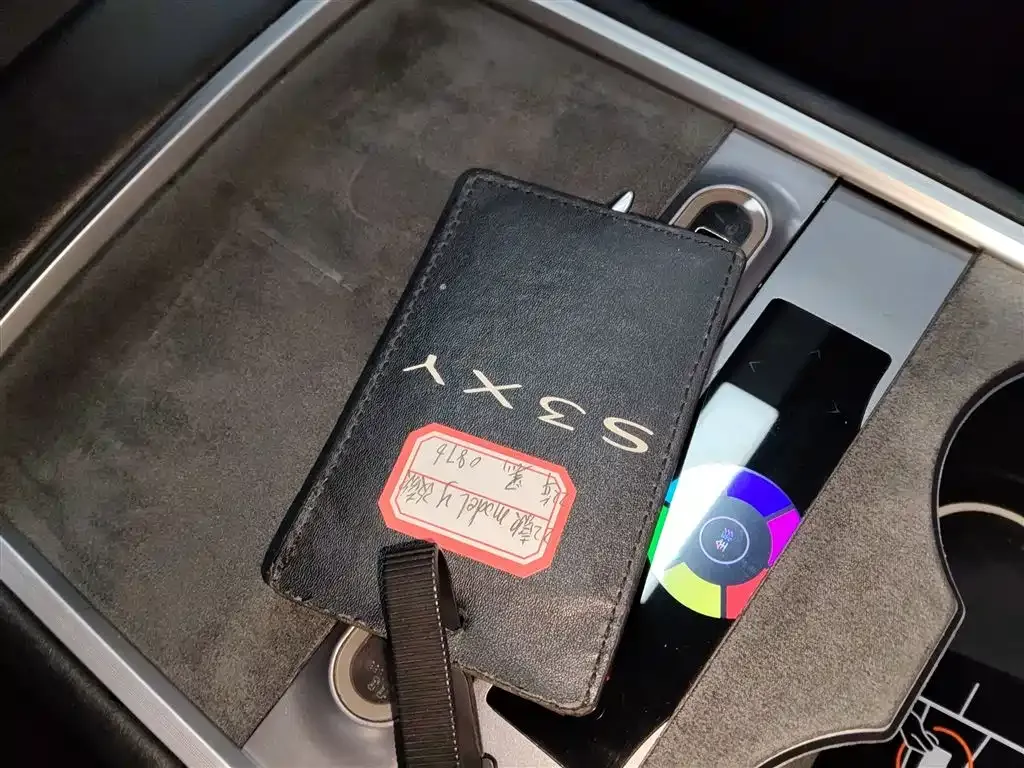 Tesla Model Y 2022 из CN, фото 10