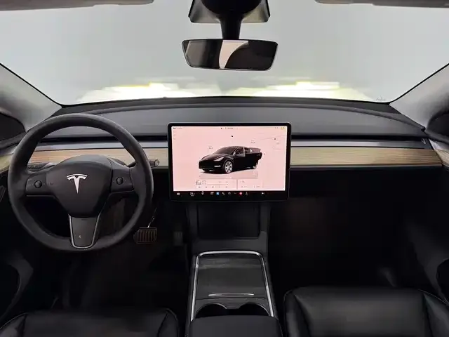 Tesla Model Y 2023 из CN, фото 3