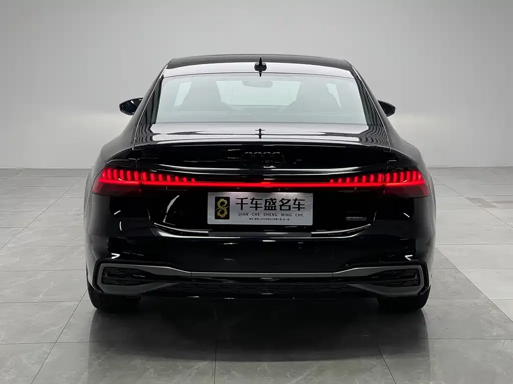 Audi A7L 2025 из CN, фото 3
