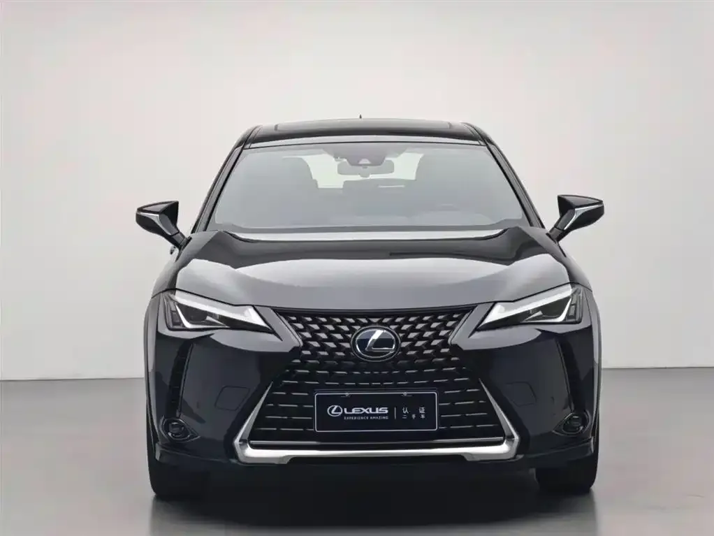 Lexus UX — фото 2