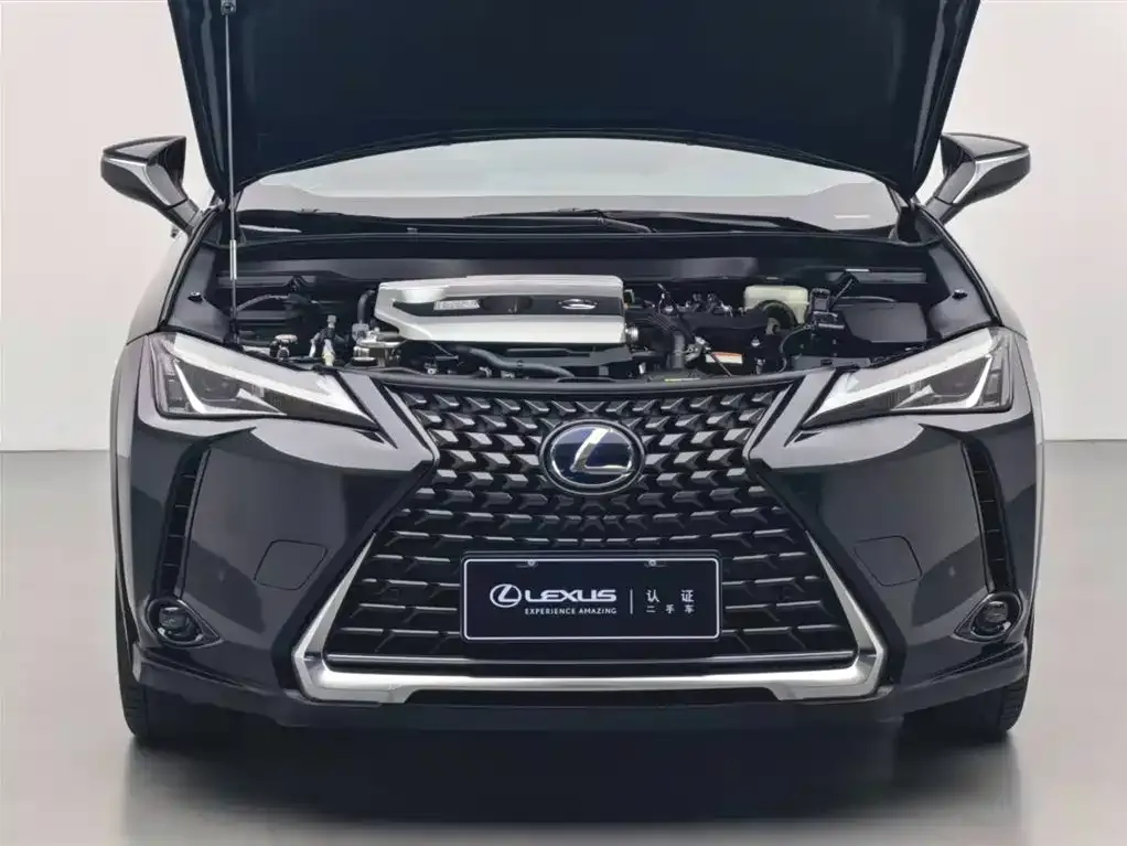 Lexus UX — фото 3