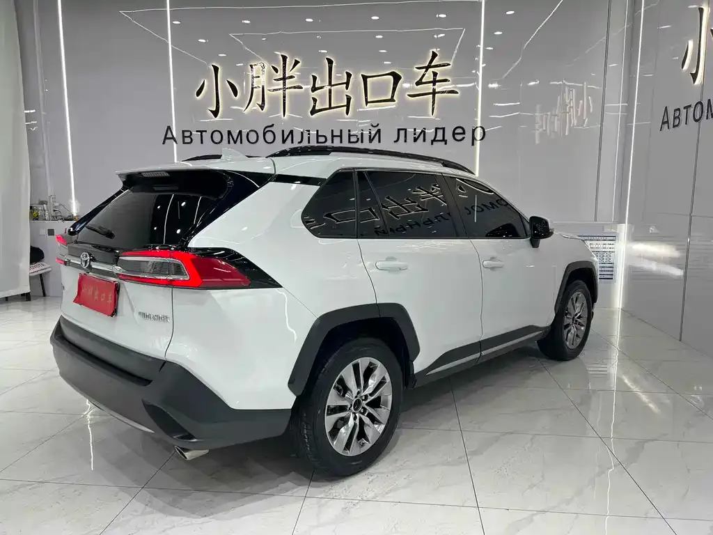 Toyota Wildlander 2021 из CN, фото 2