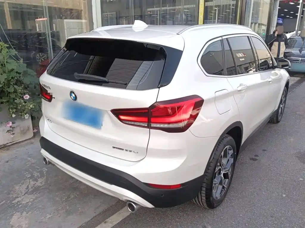 BMW X1 2021 из CN, фото 7