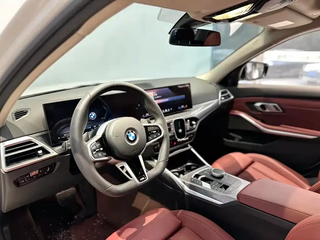 BMW 3 Series 2025 из CN, фото 10