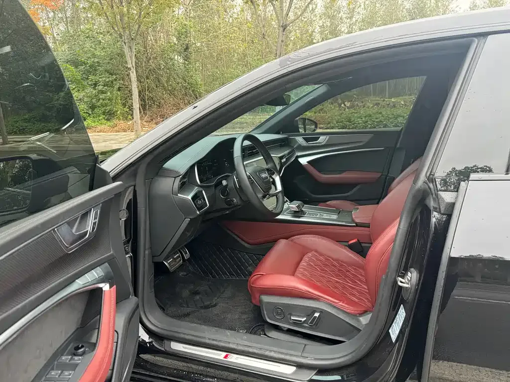 Audi A7L 2025 из CN, фото 7