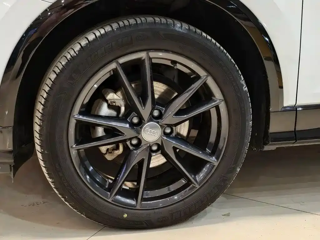 Audi Q2L 2021 из CN, фото 5