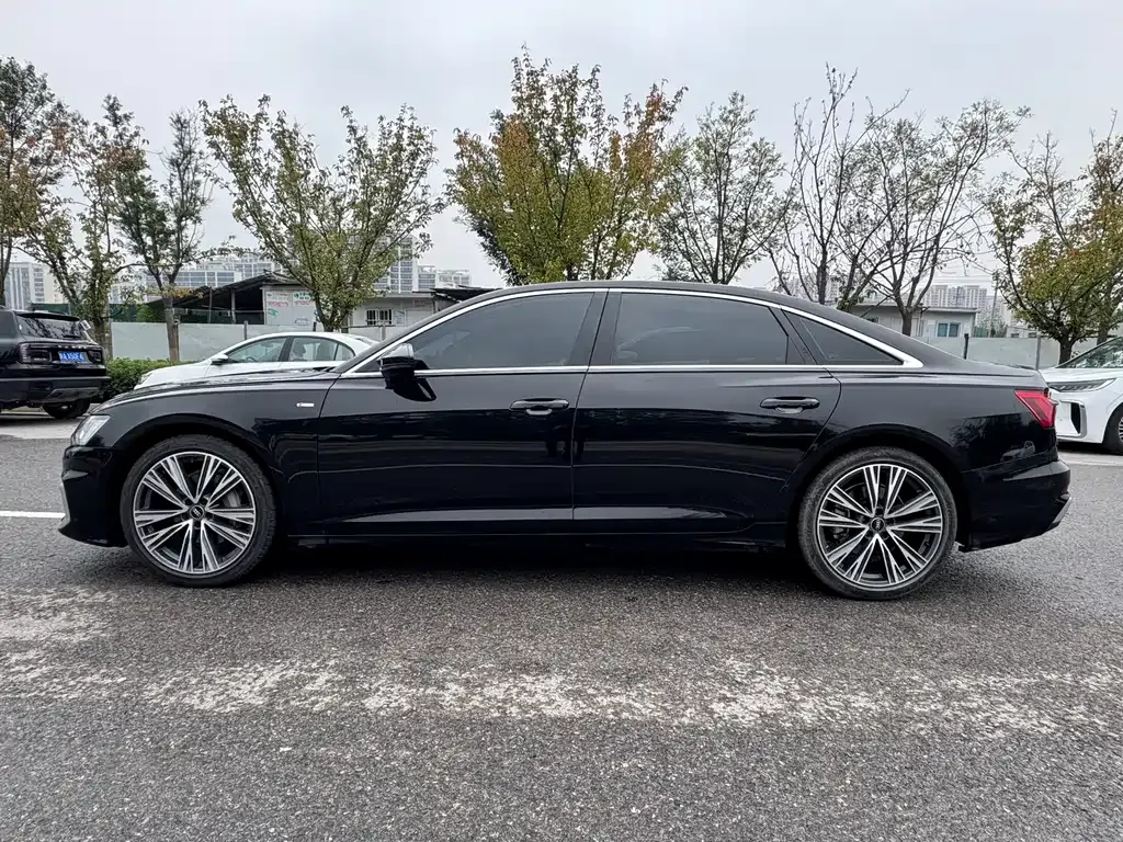 Audi A6L 2023 из CN, фото 6