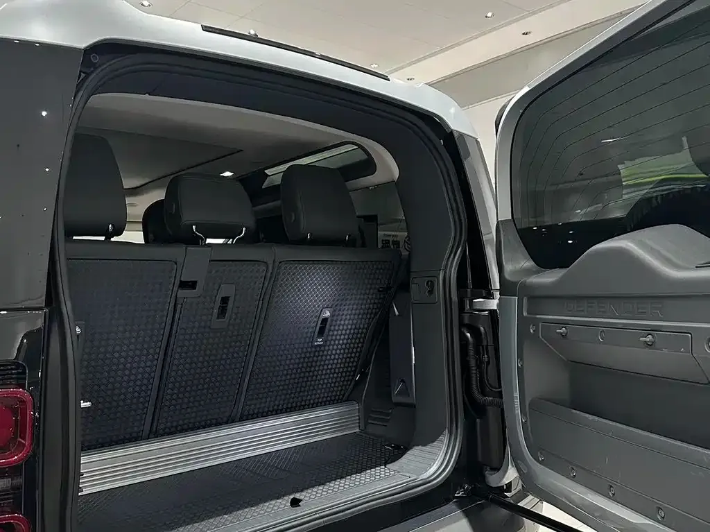Land Rover Defender 2022 из CN, фото 7