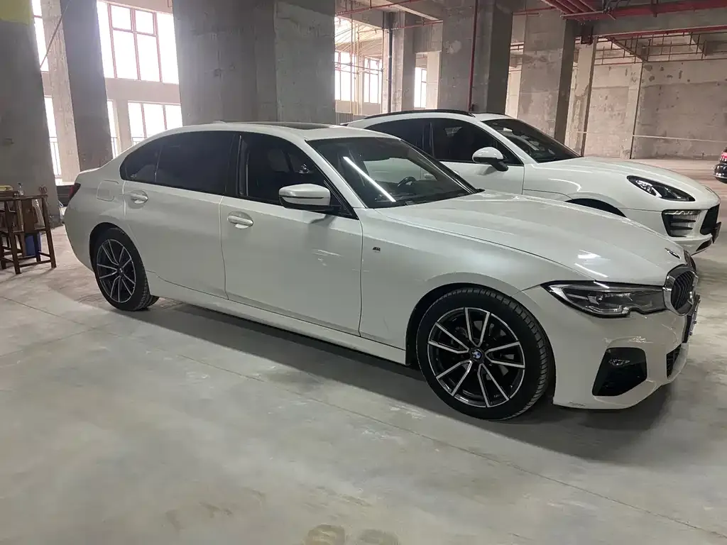 BMW 3 Series 2022 из CN, фото 10
