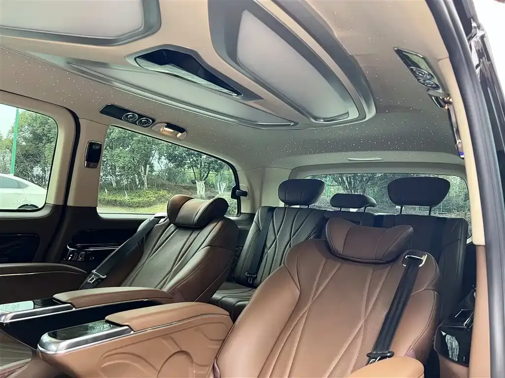 Mercedes-Benz Vito 2025 из CN, фото 3