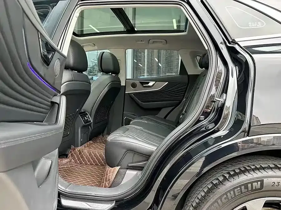 Hongqi HS5 2023 из CN, фото 7