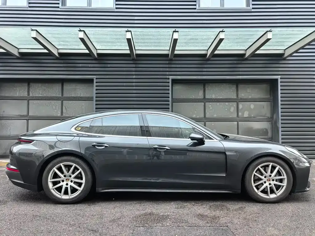 Porsche Panamera 2024 из CN, фото 4