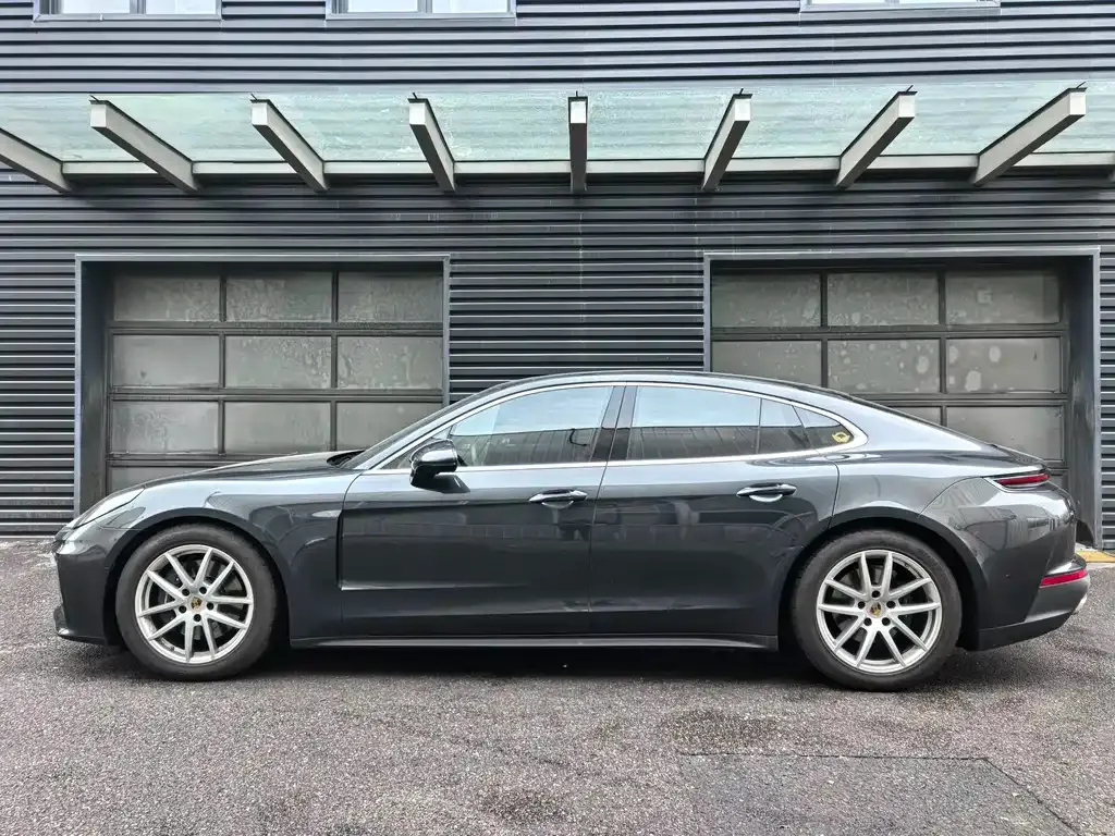 Porsche Panamera 2024 из CN, фото 6