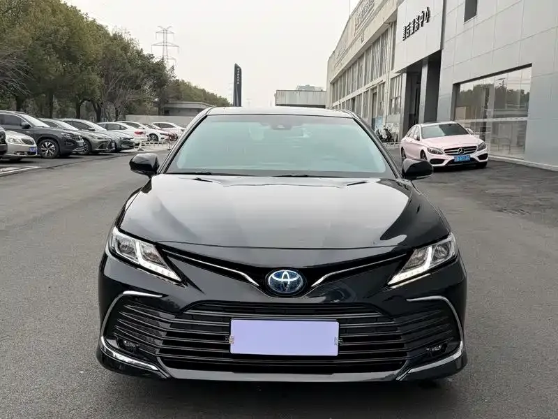 Toyota Camry 2023 из CN, фото 3