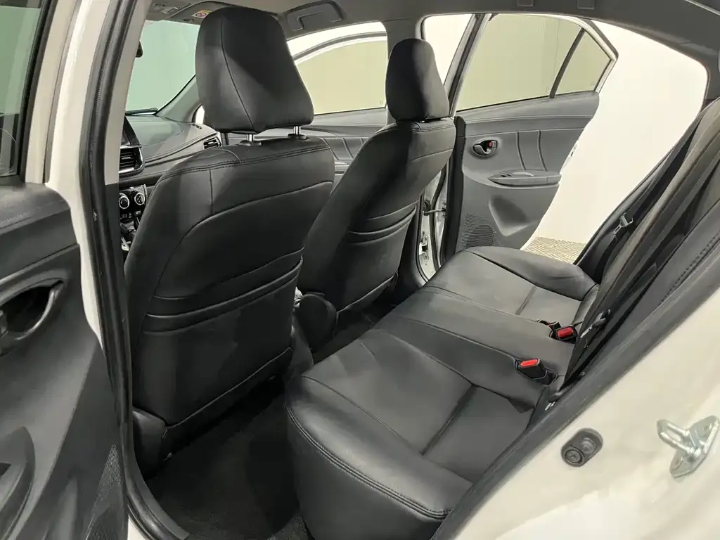 Toyota Vios 2023 из CN, фото 2