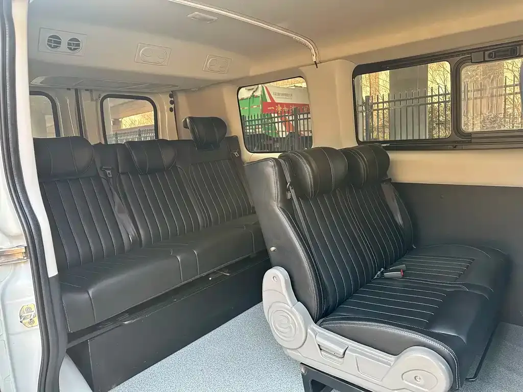 IVECO Ousheng 2024 из CN, фото 4