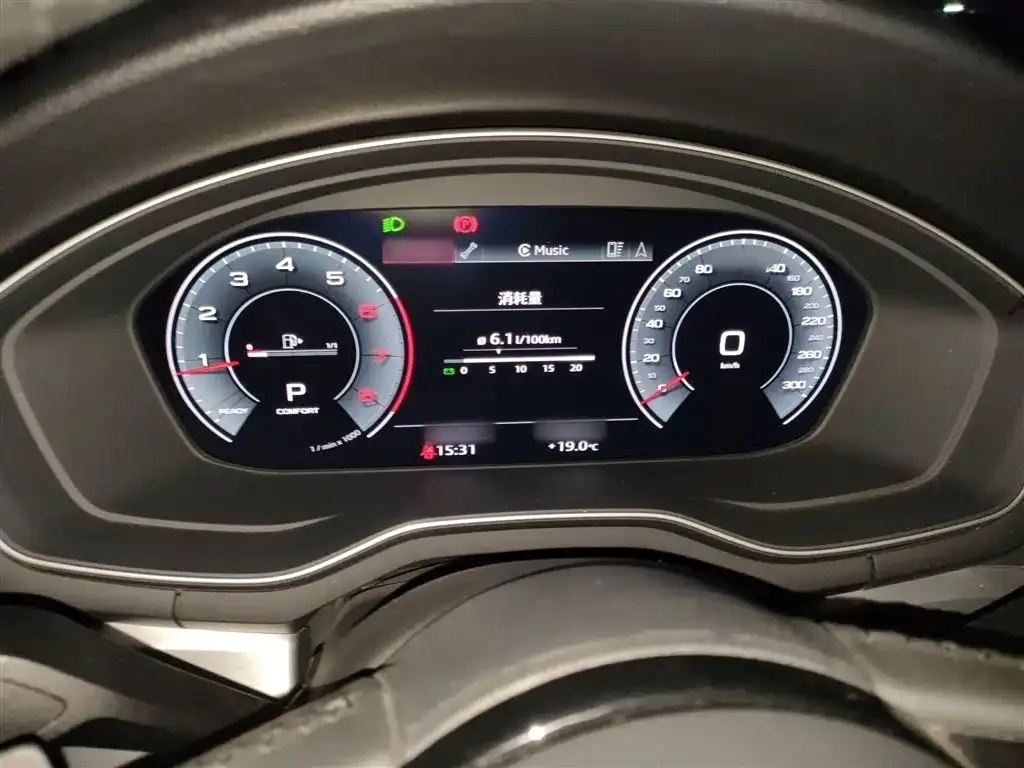 Audi A4L 2021 из CN, фото 7