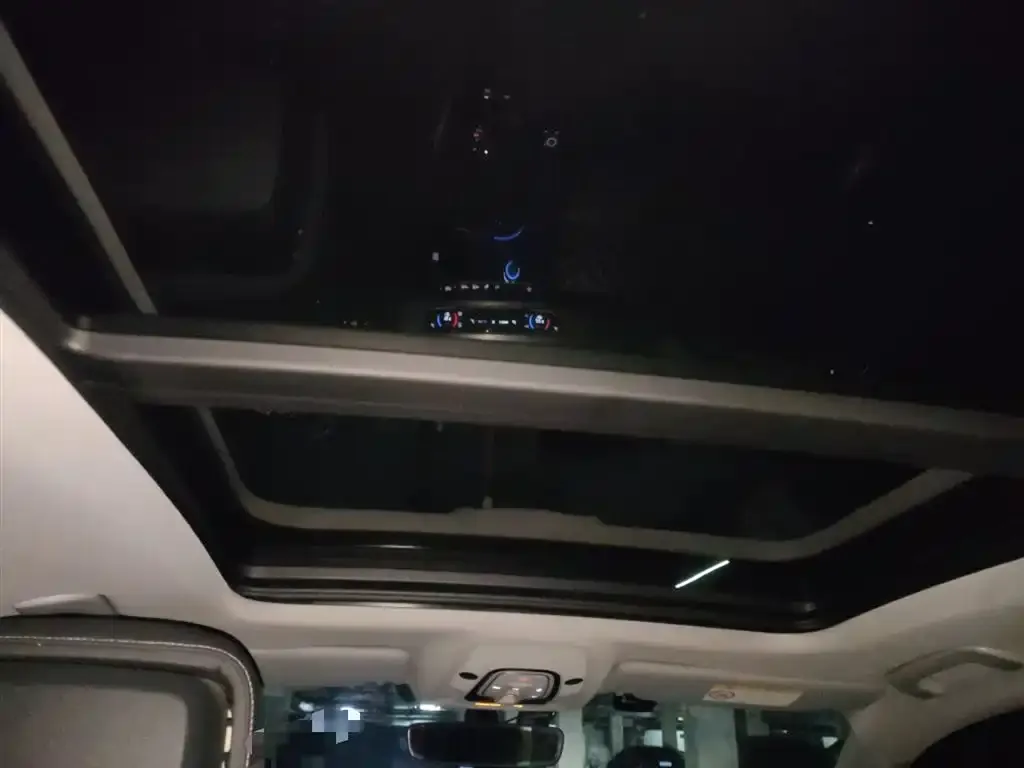 Audi A4L 2021 из CN, фото 4