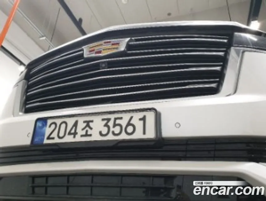 Cadillac Escalade 2023 из KR, фото 2