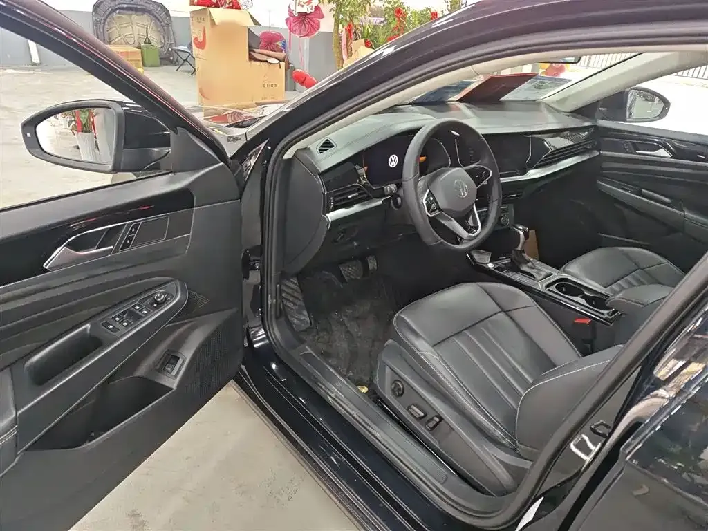 Volkswagen Passat 2022 из CN, фото 10
