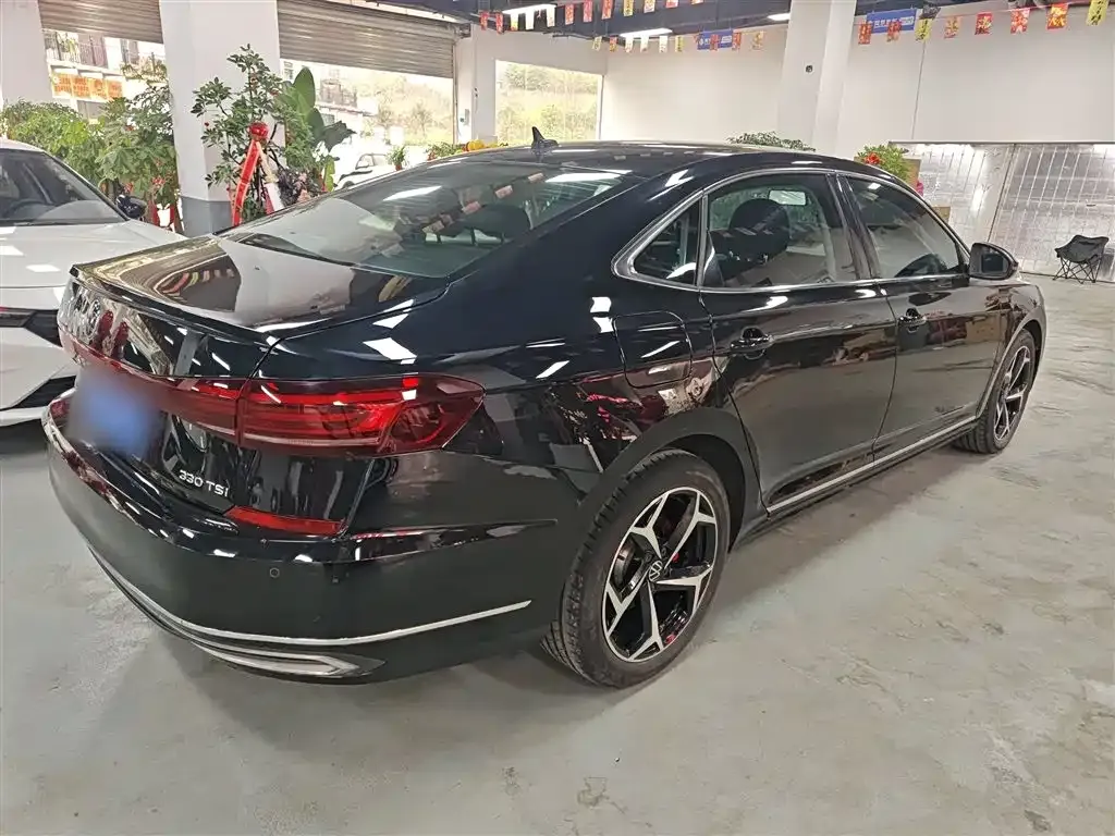 Volkswagen Passat 2022 из CN, фото 5
