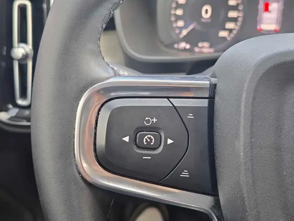 Volvo XC40 2022 из CN, фото 10