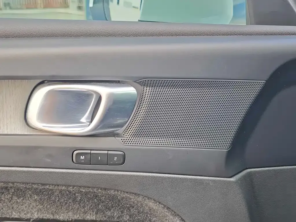 Volvo XC40 2022 из CN, фото 9