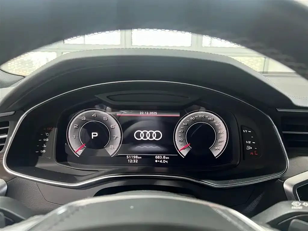 Audi A6L 2023 из CN, фото 5