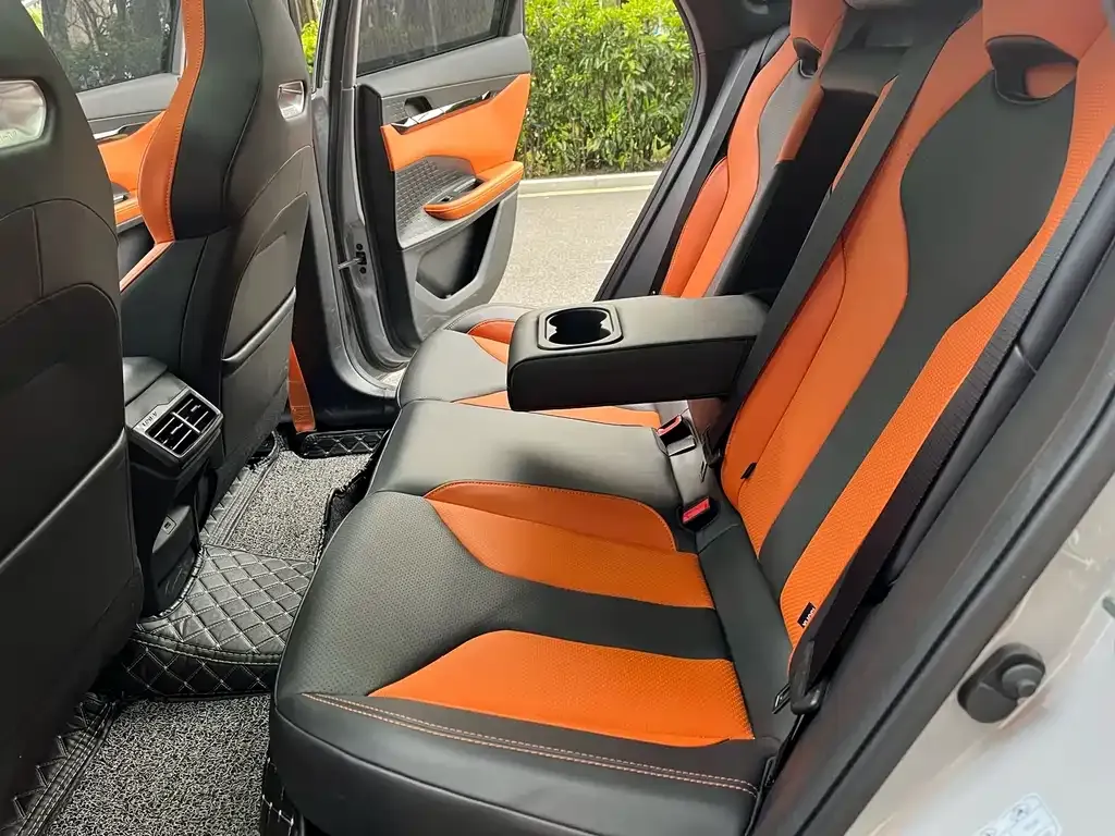 Changan UNI-V 2023 из CN, фото 3