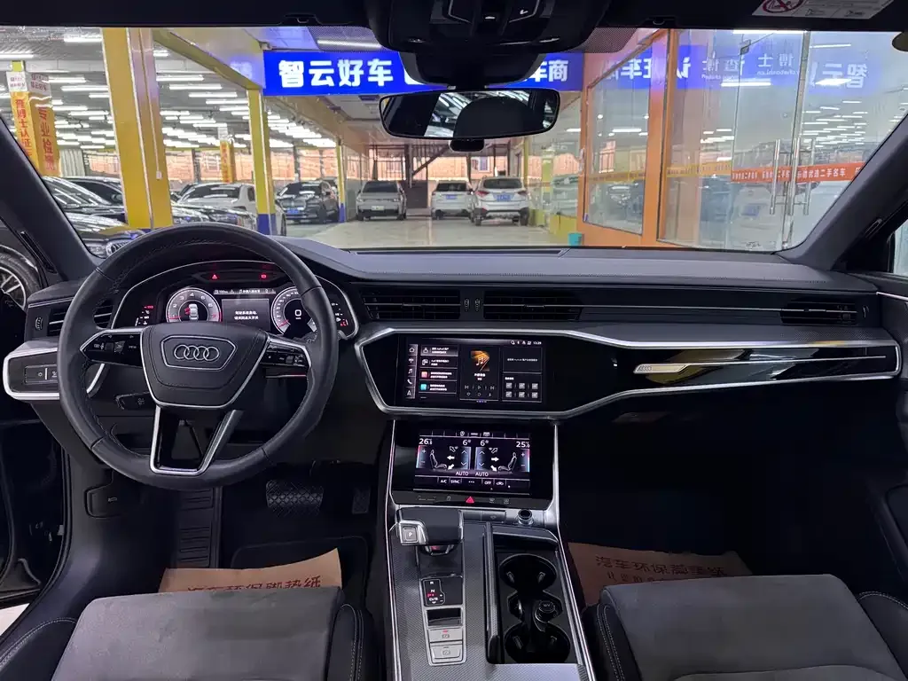 Audi A6L 2024 из CN, фото 8