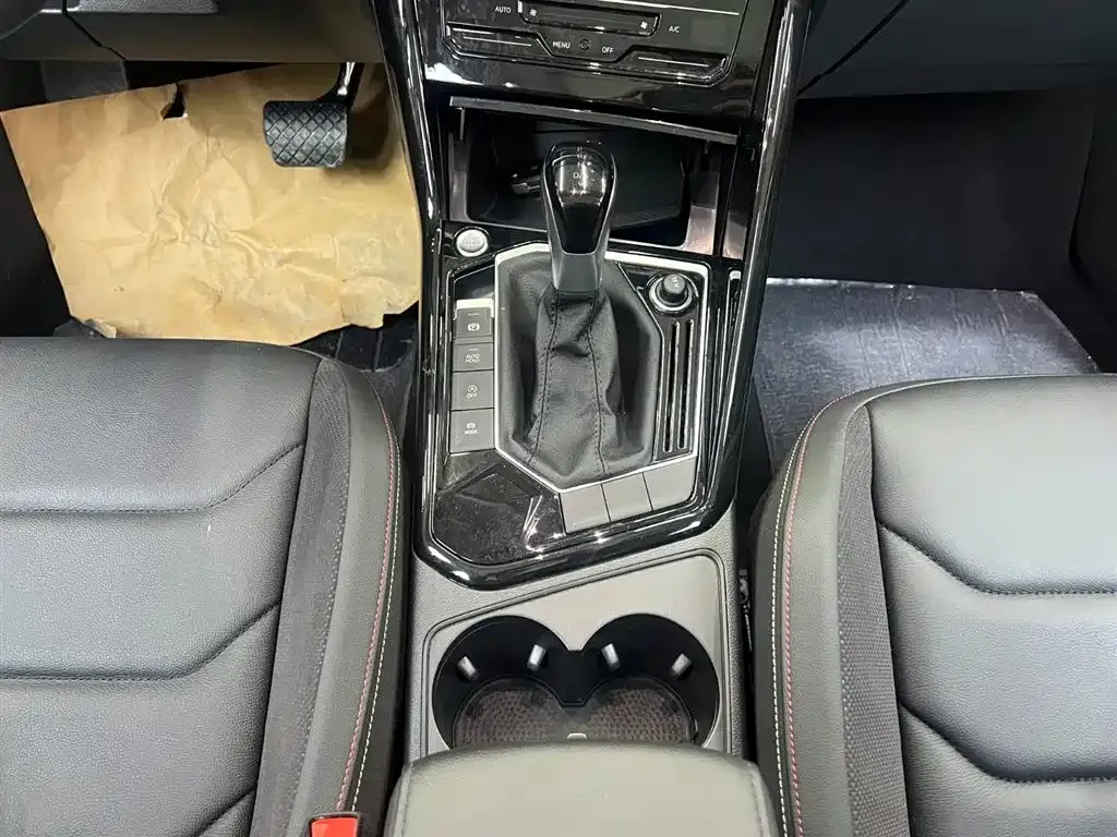 Volkswagen Tayron 2022 из CN, фото 4