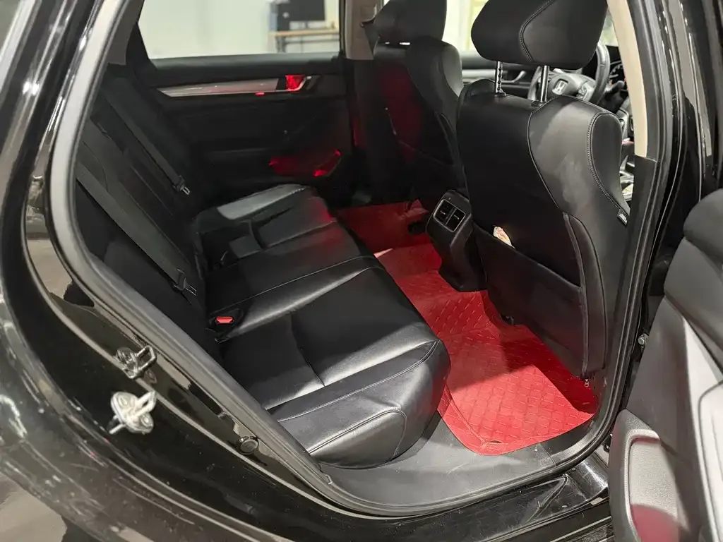 Honda Accord 2021 из CN, фото 4
